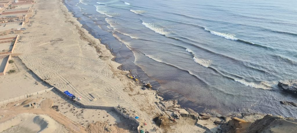 Derrame de petróleo de Repsol: ¿Cuál es su impacto ambiental y socioeconómico?
