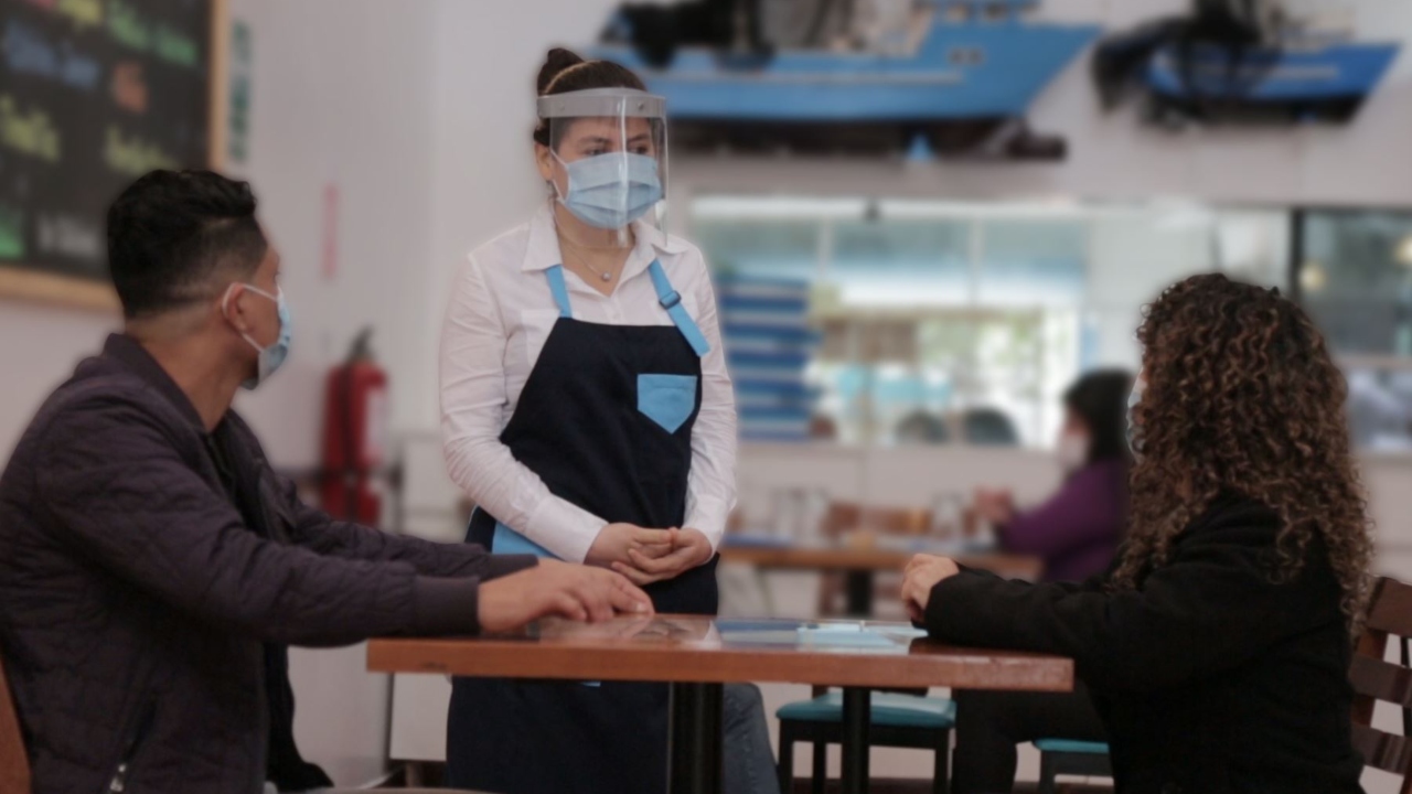 Actividad de alojamiento y restaurantes crece 48,63% en noviembre pasado, según INEI