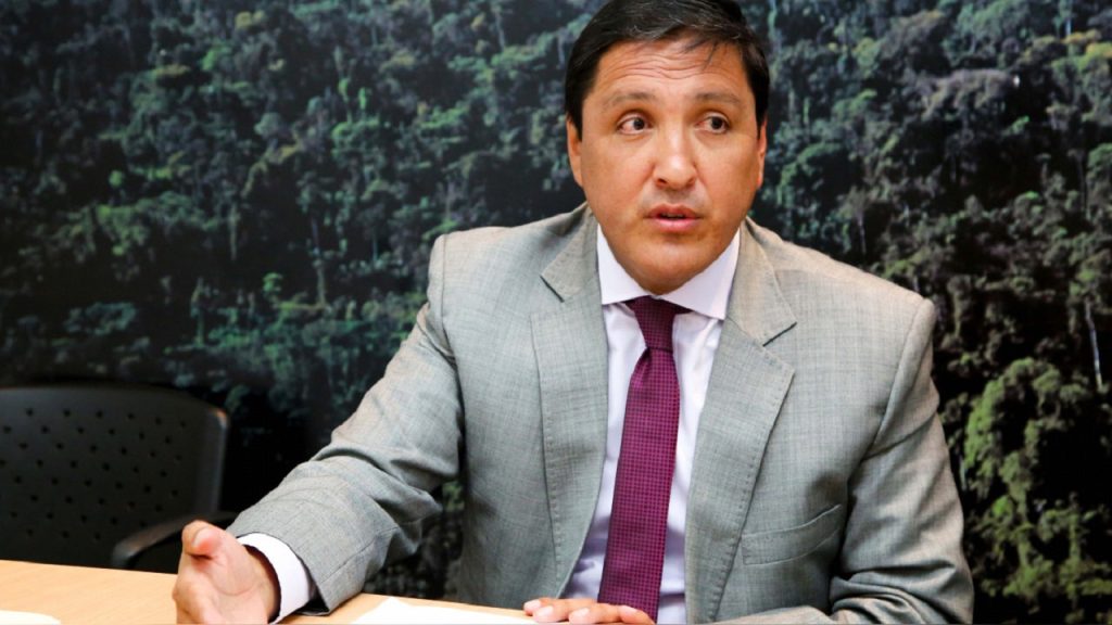 Julio Guzmán, procurador del Minam