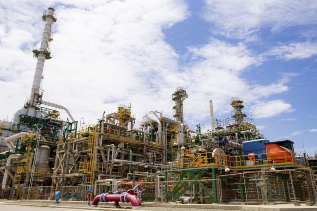 La Nueva Refinería de Talara encendió sus motores y promete procesar hasta 95.000 barriles de crudo al día