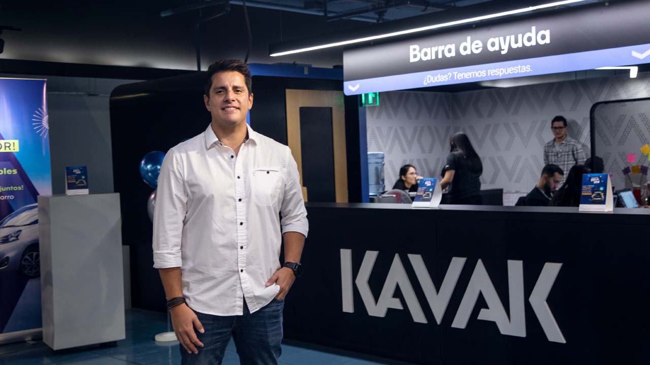 Kavak: este es el plan de la plataforma de compra y venta de autos usados para duplicar sus transacciones en Perú
